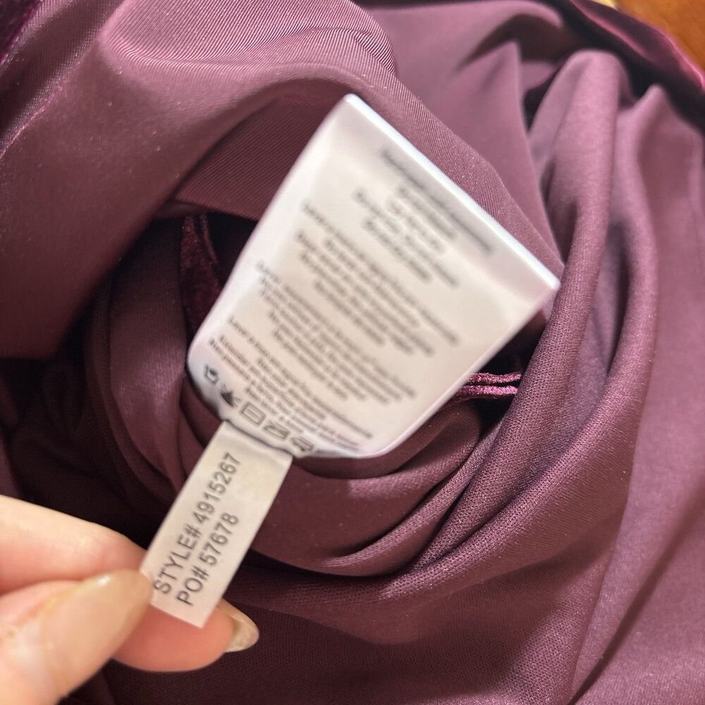 ALEX EVENINGS Wine Burgundy Stretch Velvet Side Ruched Embellished Dress 20W - Picture 8 of 9